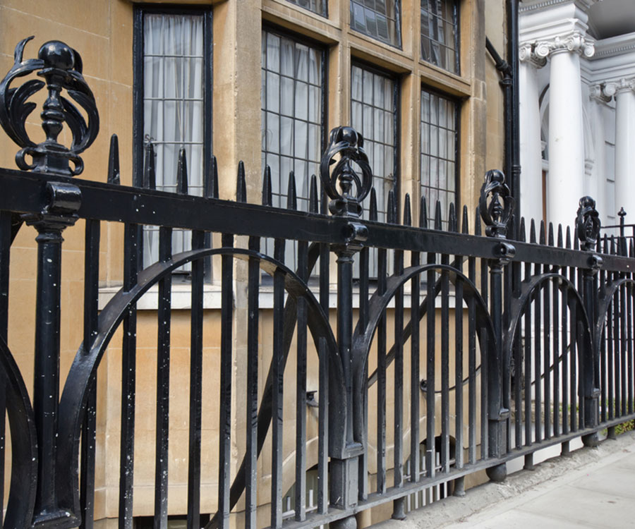 Why-Choose-Ornamental-Fencing